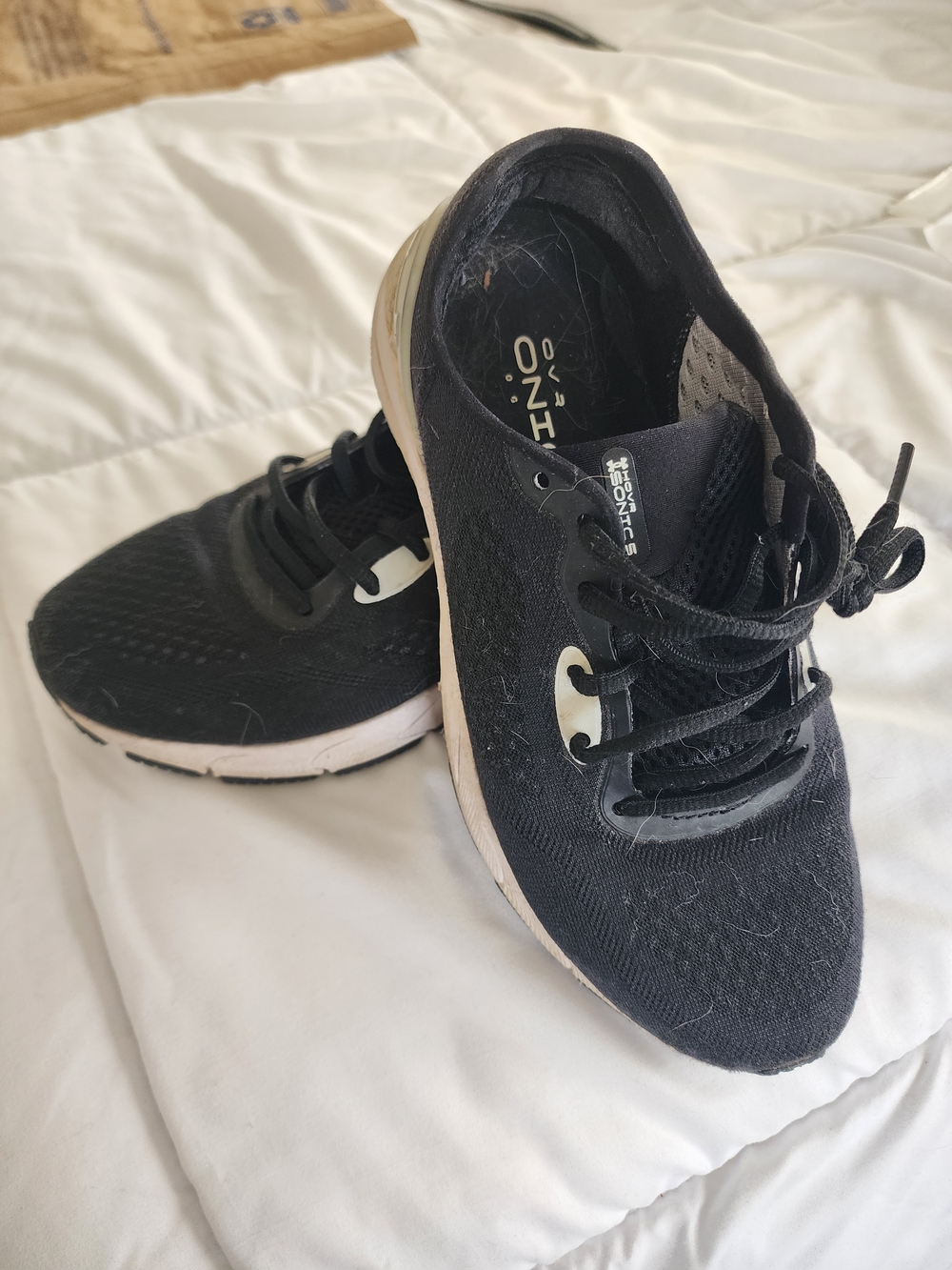 Under Armour HOVR SONIC 5 Black Mesh Running Shoes with White Logo